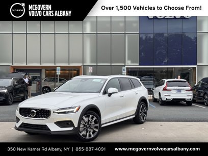 New 2026 Volvo V60 B5 Cross Country Ultra