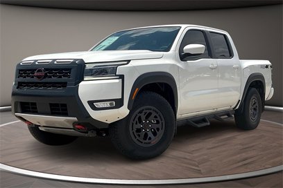 New 2025 Nissan Frontier PRO-4X w/ Tow Package