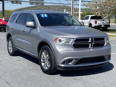 Used 2017 Dodge Durango SXT w/ 3rd Row Seating Group