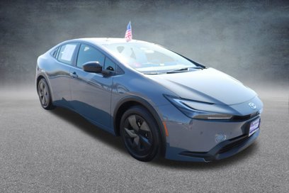 Used 2024 Toyota Prius LE