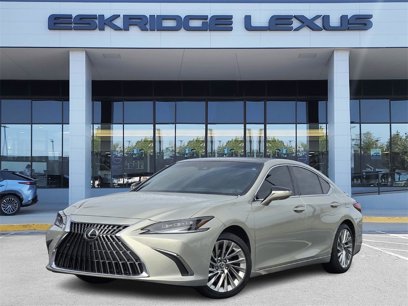 Used 2022 Lexus ES 350 Ultra Luxury w/ Accessory Package 2