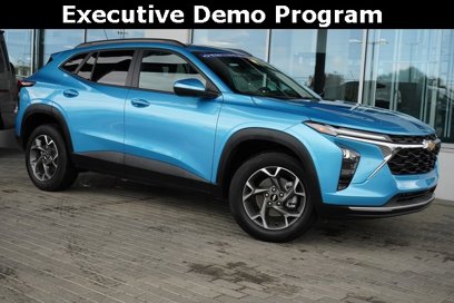 Used 2025 Chevrolet Trax LT w/ Driver Confidence Package