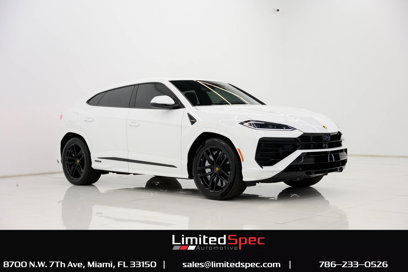Used 2025 Lamborghini Urus SE
