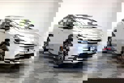 New 2025 Toyota Prius Plug-In Hybrid