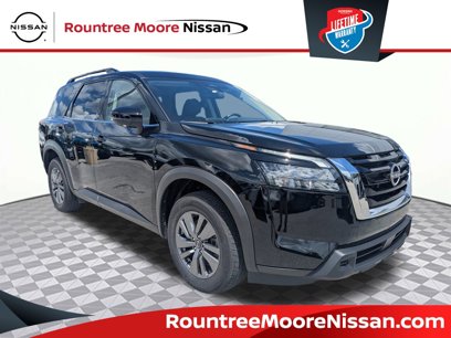 Used 2025 Nissan Pathfinder SV
