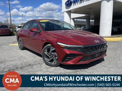 New 2025 Hyundai Elantra SEL