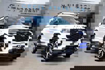 New 2025 Ford Explorer ST-Line