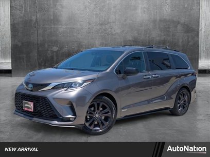 Used 2021 Toyota Sienna XSE