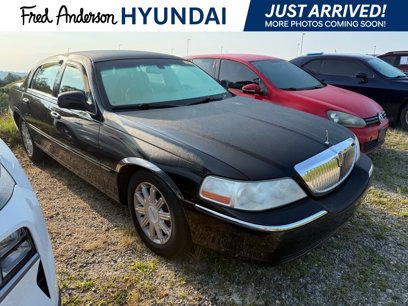 Used 2008 Lincoln Town Car Signature