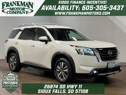 Used 2024 Nissan Pathfinder SL