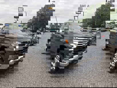 New 2025 Chevrolet Silverado 1500 LT w/ Leather Package