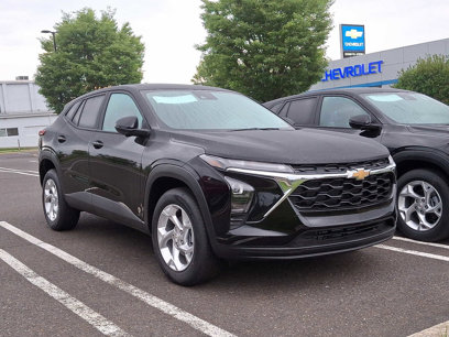 New 2025 Chevrolet Trax LS w/ LS Convenience Package