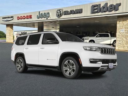Used 2024 Jeep Wagoneer Series II w/ Flexible Seating Group