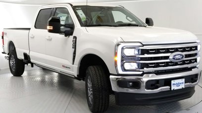 New 2025 Ford F350 Lariat w/ Lariat Ultimate Package
