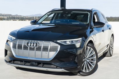 Used 2019 Audi e-tron Prestige w/ Prestige Package