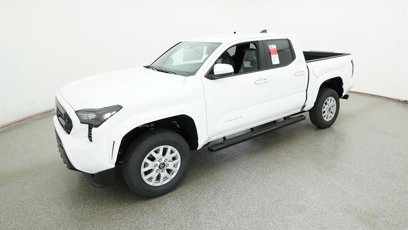 New 2024 Toyota Tacoma SR5