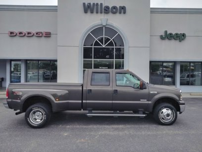 Used 2005 Ford F350 Lariat