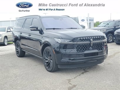 Used 2025 Lincoln Navigator L Reserve w/ Jet Appearance Package