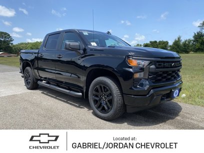 New 2025 Chevrolet Silverado 1500 Custom w/ Turbomax Blackout Package