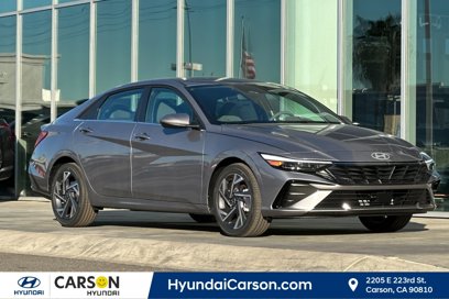 New 2025 Hyundai Elantra SEL