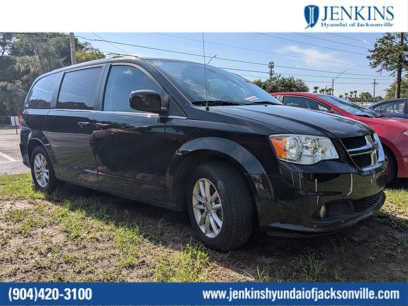 Used 2019 Dodge Grand Caravan SXT w/ Rear Park Assist Package