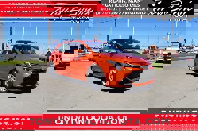 New 2025 Toyota Corolla SE