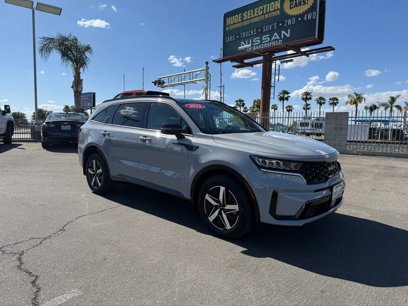 Used 2022 Kia Sorento EX w/ Panoramic Sunroof Package