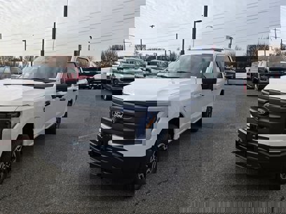 New 2024 Ford F150 Lightning Pro w/ Tow Technology Package