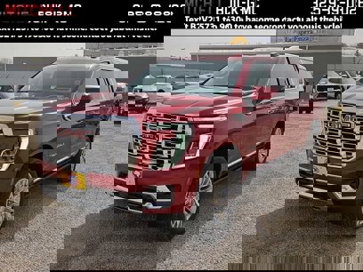 New 2025 GMC Yukon XL Denali w/ Sun & Power Step Package