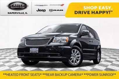 Used 2016 Chrysler Town & Country Limited Platinum w/ Trailer Tow Group