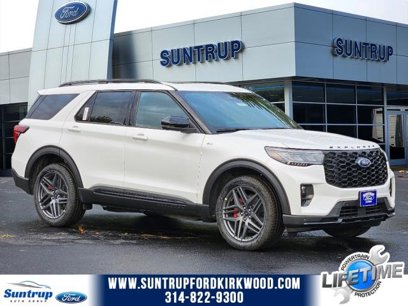 New 2025 Ford Explorer ST-Line w/ Premium Package