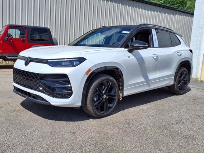 New 2025 Volkswagen Tiguan SE R-Line