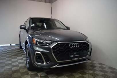 New 2025 Audi Q5 e Premium Plus