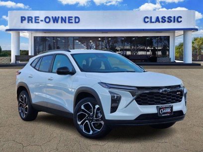Used 2025 Chevrolet Trax RS w/ Driver Confidence Package