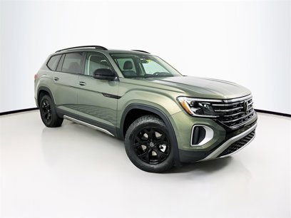 New 2025 Volkswagen Atlas Peak Edition SE