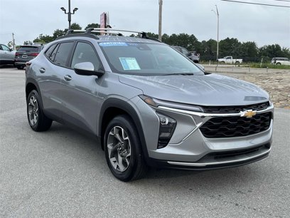 Certified 2024 Chevrolet Trax LT w/ Driver Confidence Package