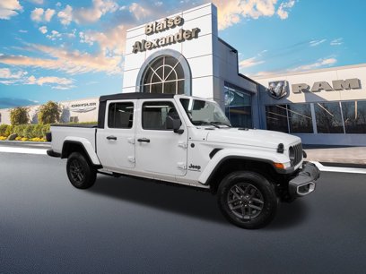 Used 2024 Jeep Gladiator Sport