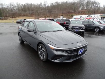 New 2025 Hyundai Elantra Sport