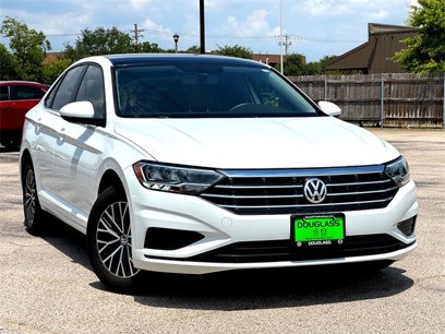 Certified 2020 Volkswagen Jetta SE w/ SE Cold Weather Package