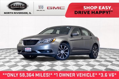 Used 2013 Chrysler 200 Touring w/ S Exterior Appearance Pkg
