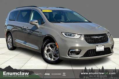 Certified 2022 Chrysler Pacifica Limited
