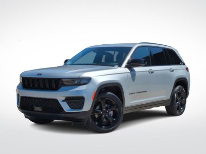 Used 2024 Jeep Grand Cherokee Altitude