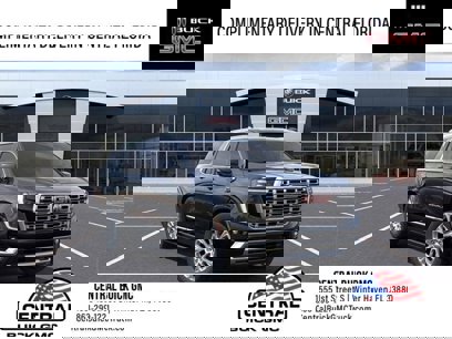 New 2025 GMC Yukon Denali w/ Sun & Power Step Package
