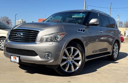 Used 2013 INFINITI QX56 4WD w/ Deluxe Touring Pkg
