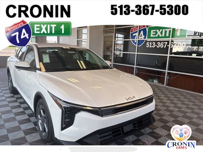 New 2025 Kia K4 LXS