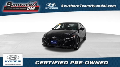 Certified 2023 Hyundai Elantra Limited w/ Preferred Accessory Package