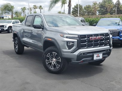 New 2025 GMC Canyon AT4