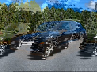 Used 2022 Porsche Cayenne w/ Premium Package