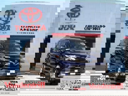 Certified 2021 Toyota Sienna Platinum