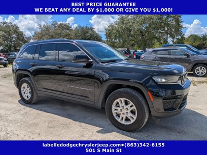 Used 2023 Jeep Grand Cherokee Laredo